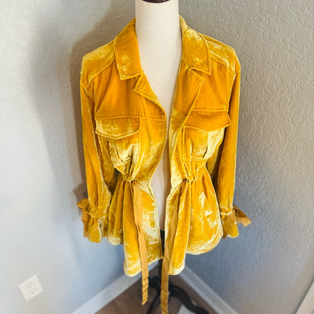 Cinq à Sept Mathieu Velvet Utility Jacket in Sunflower, Size‎ Medium, EXCELLENT - Picture 3 of 17